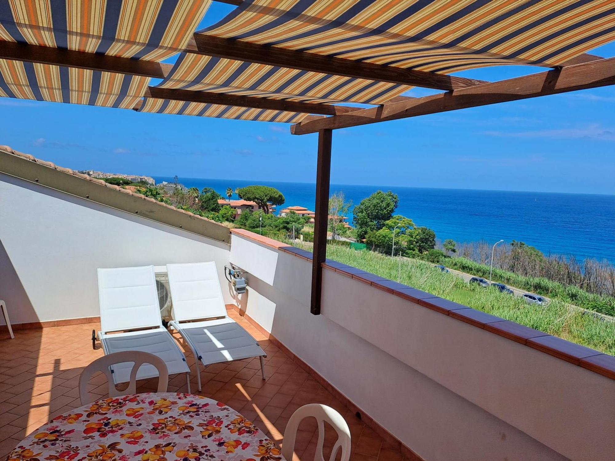 Ferienwohnung Terrazza Michelino Parghelia Exterior foto