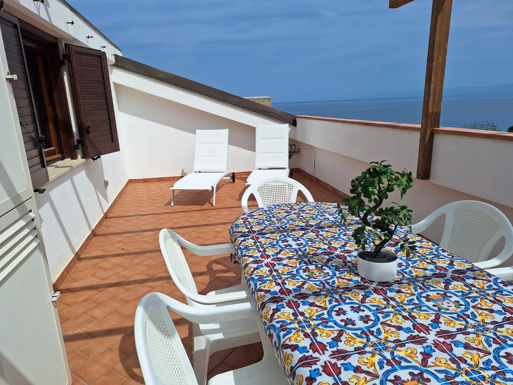 Ferienwohnung Terrazza Michelino Parghelia Exterior foto